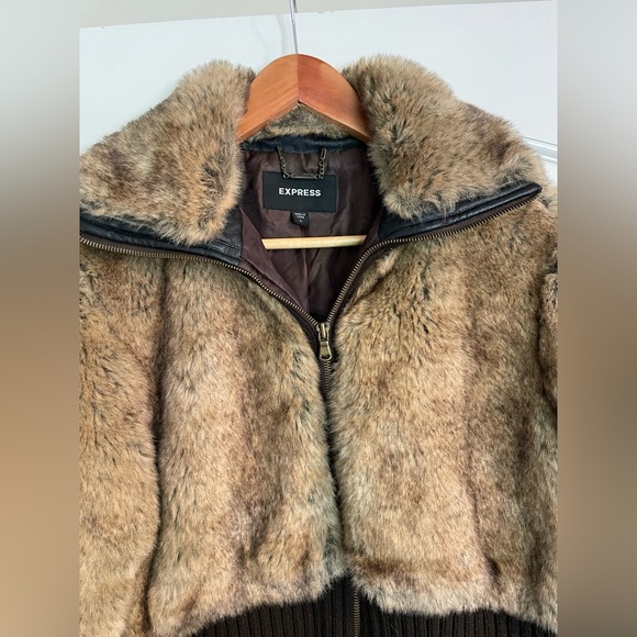 Express Y2K Faux Fur Teddy Jacket in Brown and Dark Brown - Picture 2 of 8